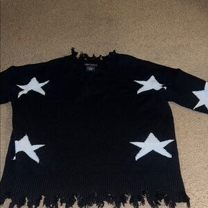 Wild Fable Black and White Star V-Neck Sweater